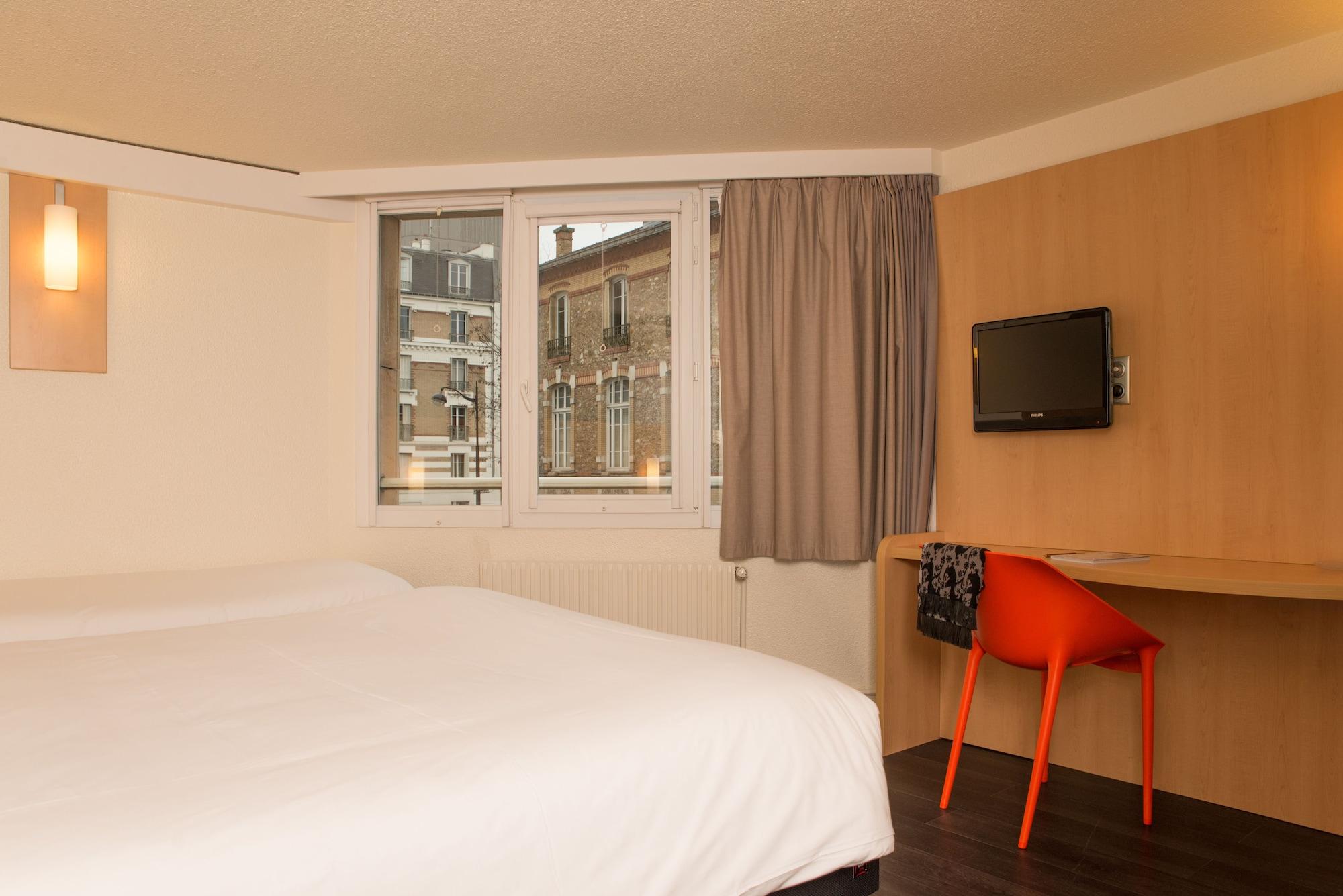Ibis Paris Brancion Parc Des Expositions 15Eme Hotel Exterior photo