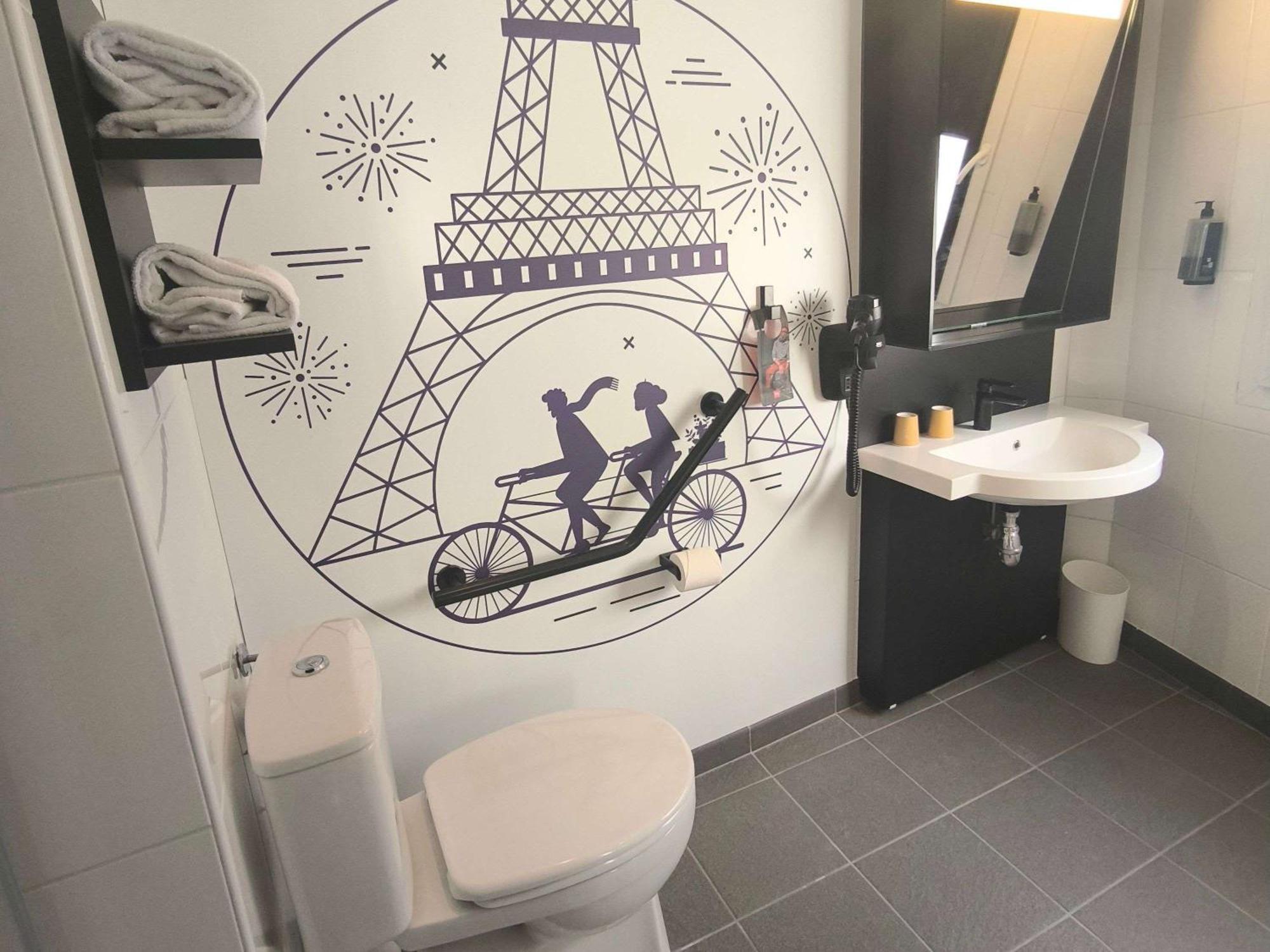 Ibis Paris Brancion Parc Des Expositions 15Eme Hotel Exterior photo