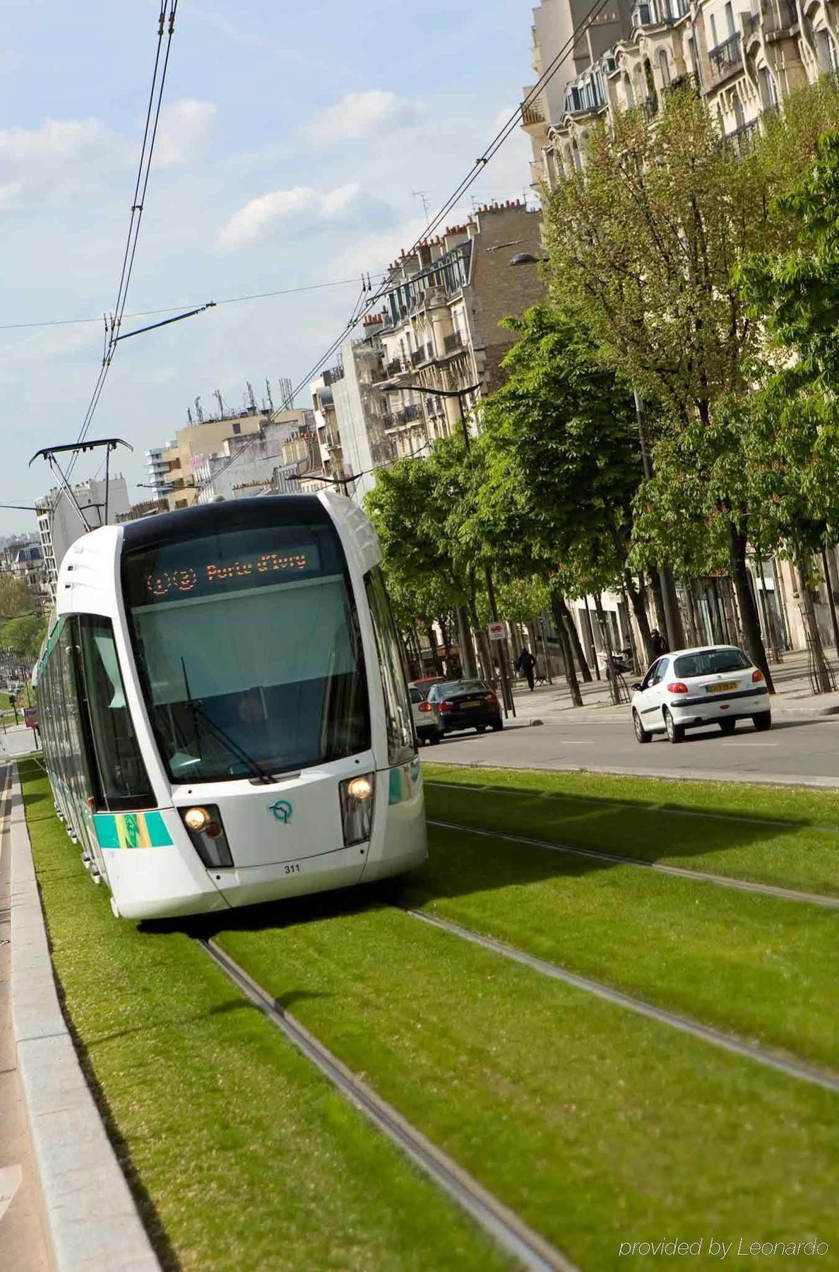 Ibis Paris Brancion Parc Des Expositions 15Eme Hotel Exterior photo